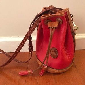 Vintage leather Dooney and Bourke bucket bag
